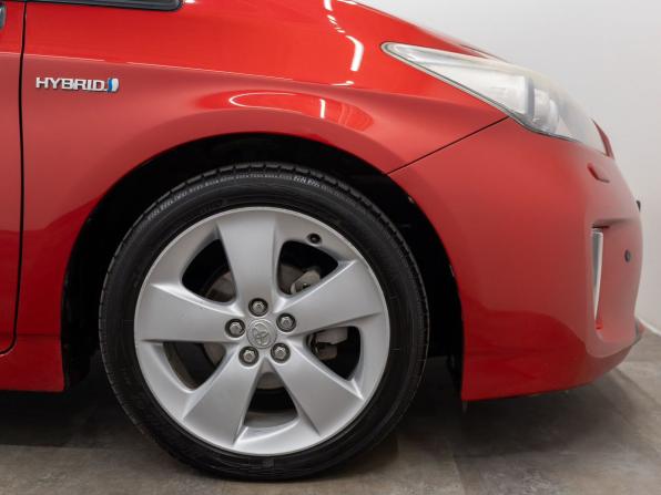 Toyota Prius III Рестайлинг (XW30) с пробегом 2012 года, цена 1 165 000 рублей, 134000 км, лифтбек, Автокод Объявления