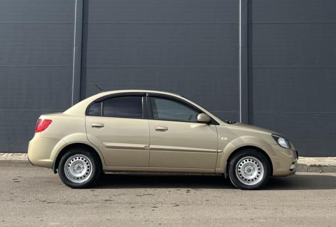 Kia Rio II Рестайлинг с пробегом 2010 года, цена 535 000 рублей, 173425 км, седан, Автокод Объявления
