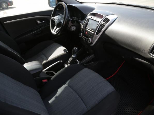 Kia Ceed I Рестайлинг с пробегом 2010 года, цена 668 000 рублей, 226000 км, универсал, Автокод Объявления