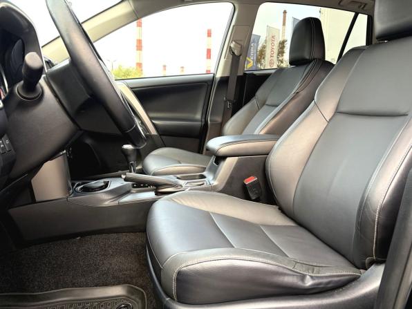 Toyota RAV4 IV (XA40) Рестайлинг с пробегом 2019 года, цена 3 050 000 рублей, 92193 км, внедорожник, Автокод Объявления