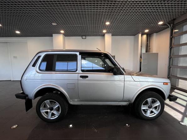 Lada (ВАЗ) Niva Legend с пробегом 2024 года, цена 956 000 рублей, 47637 км, внедорожник, Автокод Объявления