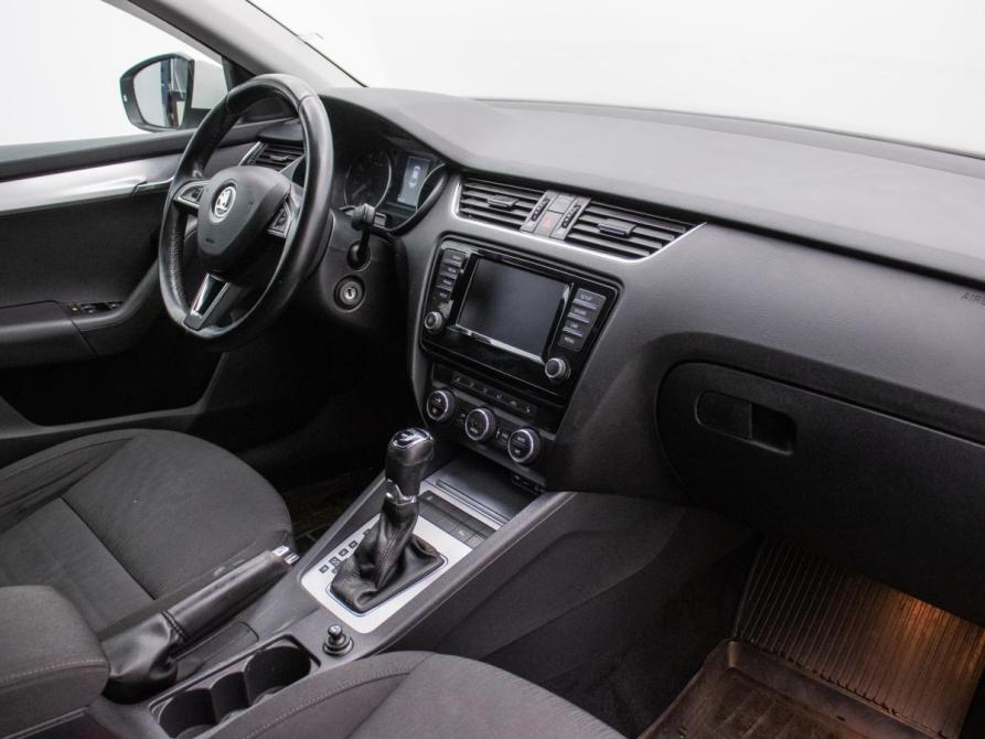 Skoda Octavia III (A7) Москва  - изображение 9