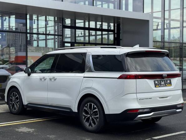 Kia Carnival IV с пробегом 2021 года, цена 4 140 000 рублей, 123713 км, минивэн, Автокод Объявления