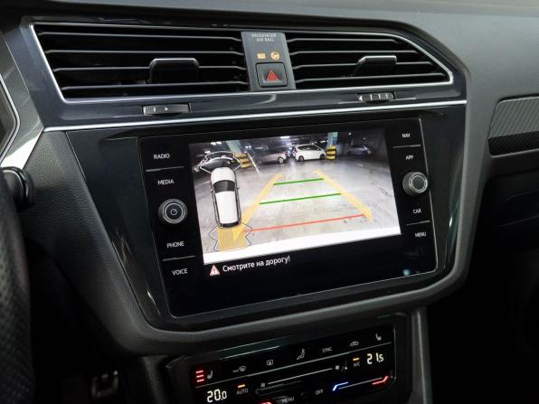 Volkswagen Tiguan II Рестайлинг с пробегом 2022 года, цена 3 490 000 рублей, 74793 км, внедорожник, Автокод Объявления