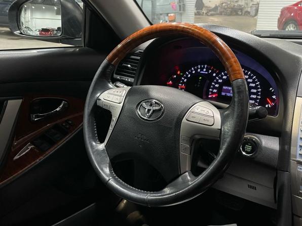 Toyota Camry VI (XV40) Рестайлинг с пробегом 2011 года, цена 1 335 000 рублей, 152188 км, седан, Автокод Объявления