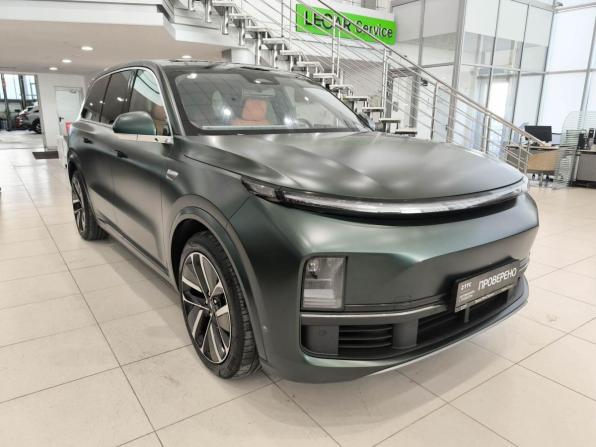 Li Auto (Lixiang) L9 I с пробегом 2023 года, цена 5 950 000 рублей, 31000 км, внедорожник, Автокод Объявления