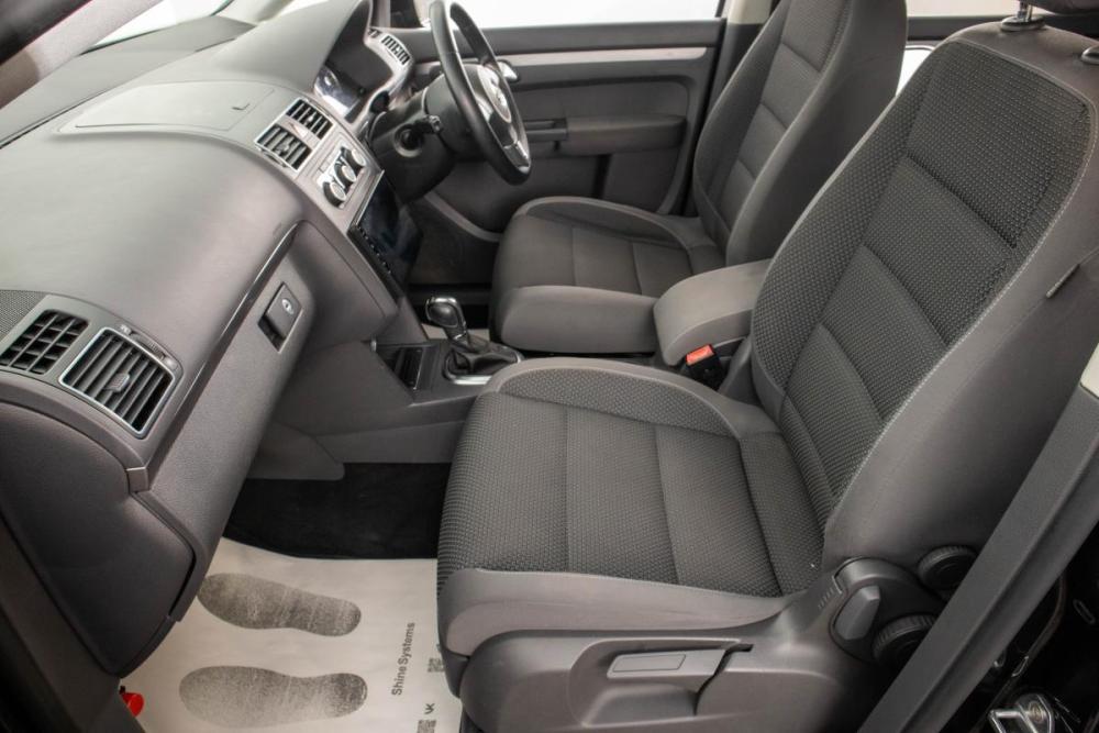 Volkswagen Touran I Рестайлинг 2 Барнаул  - изображение 22