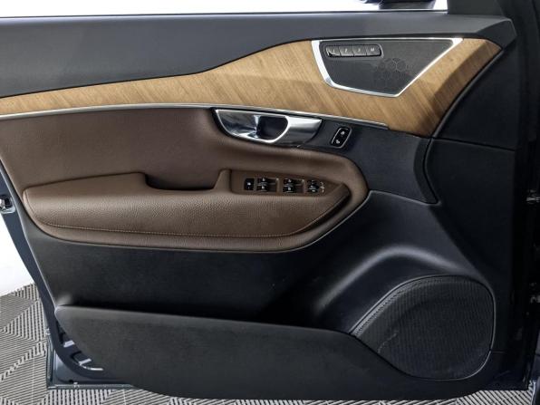 Volvo XC90 II Рестайлинг 1 с пробегом 2021 года, цена 4 920 000 рублей, 115332 км, внедорожник, Автокод Объявления