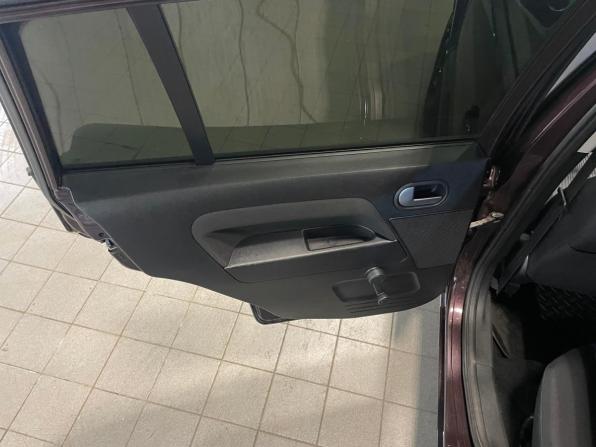 Ford Fusion I Рестайлинг с пробегом 2011 года, цена 499 000 рублей, 176500 км, хэтчбек, Автокод Объявления