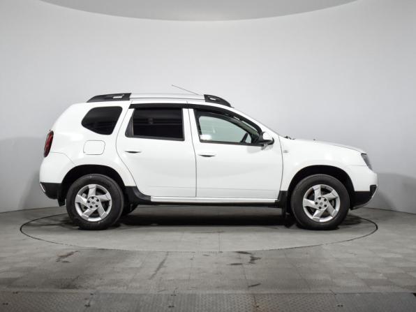Renault Duster I Рестайлинг с пробегом 2017 года, цена 1 045 000 рублей, 127000 км, внедорожник, Автокод Объявления