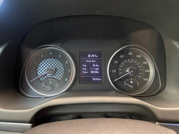 Hyundai Elantra VI (AD) Рестайлинг с пробегом 2019 года, цена 1 299 000 рублей, 123500 км, седан, Автокод Объявления