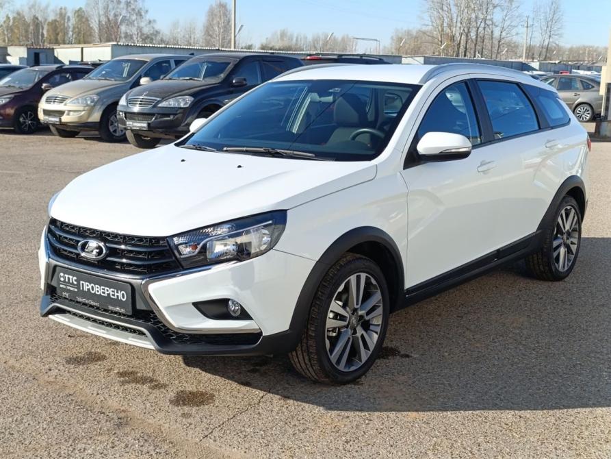 Lada (ВАЗ) Vesta I Набережные Челны  - изображение 1