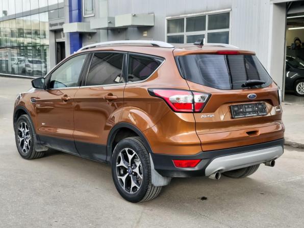 Ford Kuga II Рестайлинг с пробегом 2017 года, цена 1 699 000 рублей, 87551 км, внедорожник, Автокод Объявления