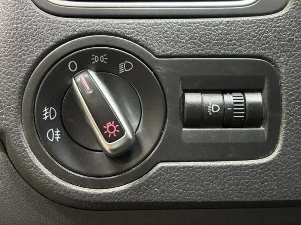 Volkswagen Polo V с пробегом 2012 года, цена 529 000 рублей, 202000 км, седан, Автокод Объявления