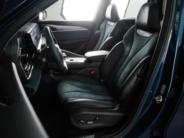 Geely Monjaro I с пробегом 2023 года, цена 2 939 000 рублей, 67935 км, внедорожник, Автокод Объявления
