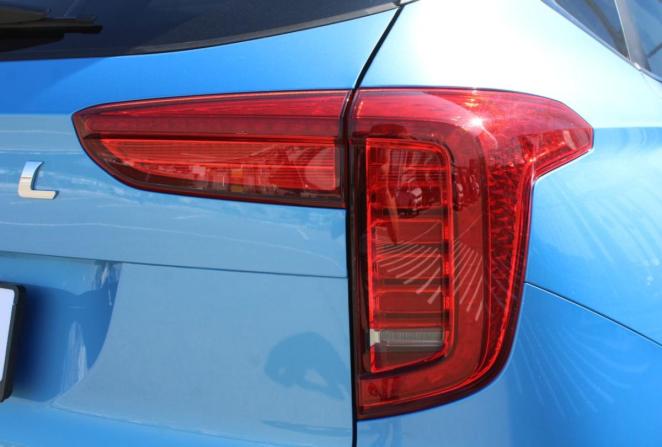 Haval Jolion I Рестайлинг с пробегом 2023 года, цена 2 080 000 рублей, 12834 км, внедорожник, Автокод Объявления