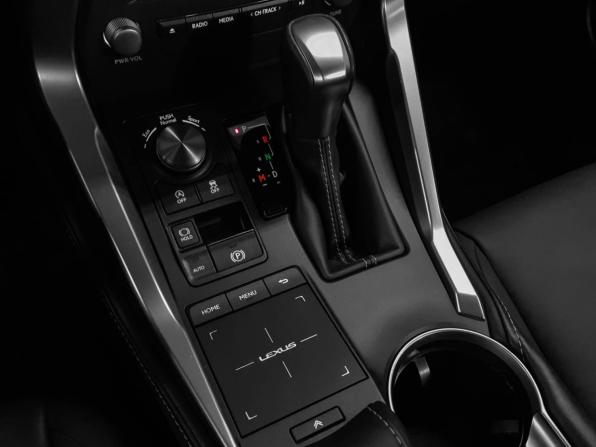 Lexus NX I Рестайлинг с пробегом 2021 года, цена 3 619 000 рублей, 28318 км, внедорожник, Автокод Объявления