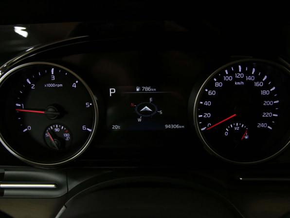 Kia Carnival IV с пробегом 2023 года, цена 3 950 000 рублей, 94000 км, минивэн, Автокод Объявления