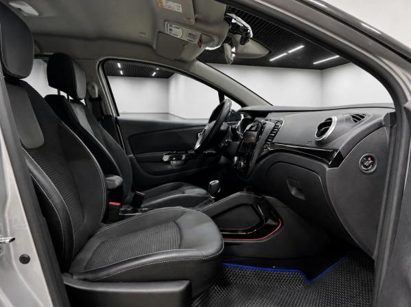Renault Kaptur I Рестайлинг с пробегом 2020 года, цена 1 850 000 рублей, 50000 км, внедорожник, Автокод Объявления