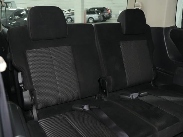 Mitsubishi Delica D:5 I с пробегом 2010 года, цена 1 300 000 рублей, 307226 км, минивэн, Автокод Объявления