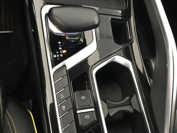 Geely Tugella I Рестайлинг с пробегом 2022 года, цена 2 599 000 рублей, 44109 км, внедорожник, Автокод Объявления