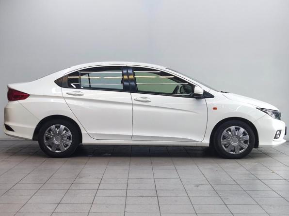 Honda Grace I Рестайлинг с пробегом 2018 года, цена 1 250 000 рублей, 32474 км, седан, Автокод Объявления