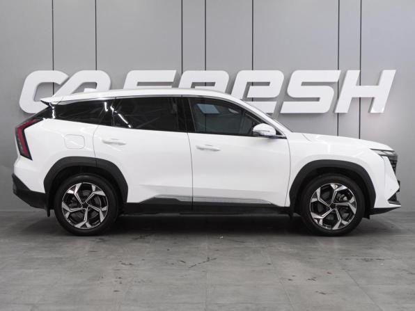 Geely Atlas II с пробегом 2023 года, цена 2 570 000 рублей, 26619 км, внедорожник, Автокод Объявления
