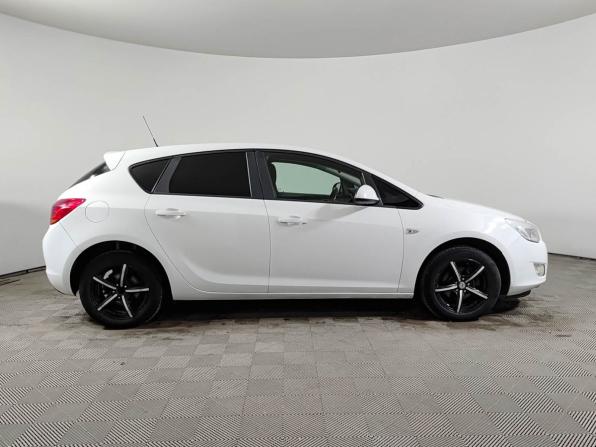 Opel Astra J с пробегом 2012 года, цена 640 000 рублей, 170000 км, хэтчбек, Автокод Объявления