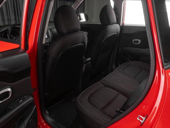 Kia Soul II Рестайлинг с пробегом 2018 года, цена 1 599 000 рублей, 110053 км, хэтчбек, Автокод Объявления