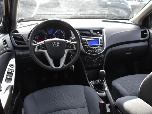 Hyundai Solaris I с пробегом 2013 года, цена 685 000 рублей, 192997 км, седан, Автокод Объявления