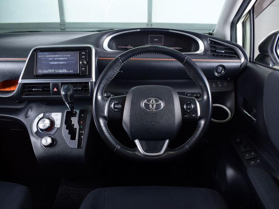 Toyota Sienta II Кемерово  - изображение 11
