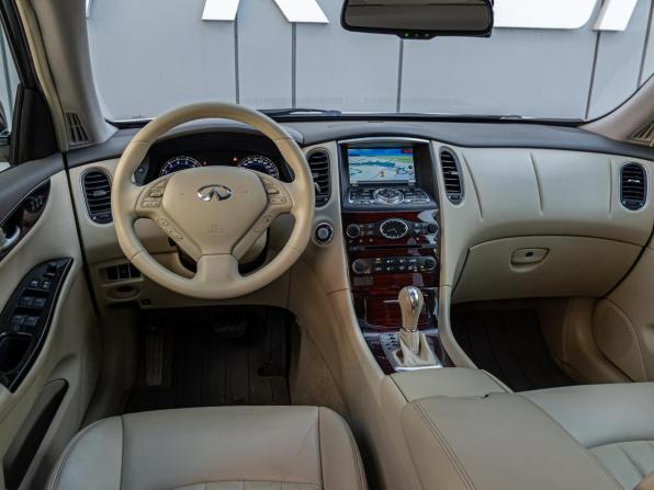 Infiniti QX50 I с пробегом 2014 года, цена 1 795 000 рублей, 105600 км, внедорожник, Автокод Объявления