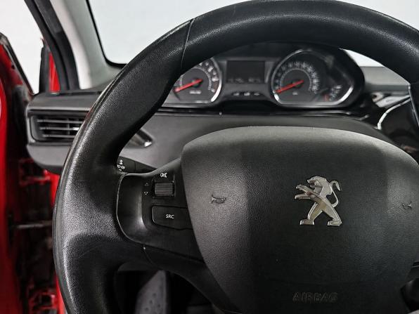 Peugeot 208 I с пробегом 2014 года, цена 670 000 рублей, 142140 км, хэтчбек, Автокод Объявления