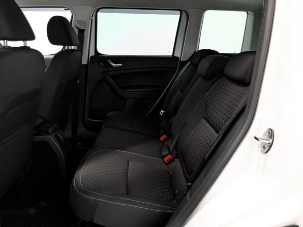Skoda Yeti I Рестайлинг с пробегом 2016 года, цена 1 505 000 рублей, 79000 км, внедорожник, Автокод Объявления