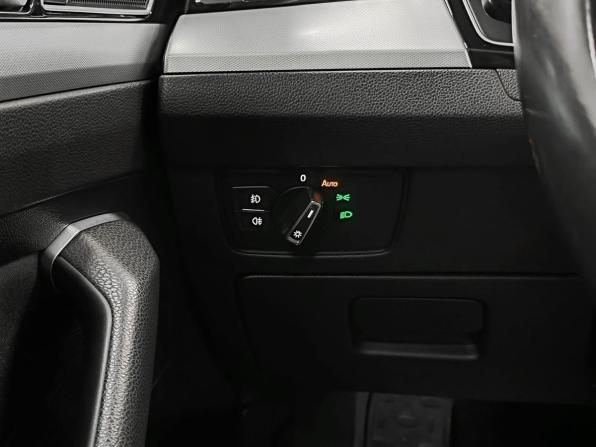 Volkswagen Passat B8 с пробегом 2016 года, цена 1 740 000 рублей, 89421 км, седан, Автокод Объявления