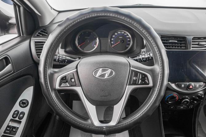 Hyundai Solaris I Рестайлинг с пробегом 2015 года, цена 1 289 000 рублей, 91000 км, хэтчбек, Автокод Объявления