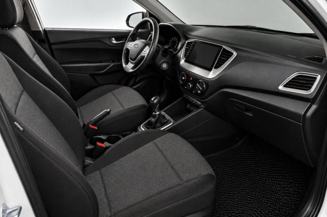 Hyundai Solaris II Рестайлинг с пробегом 2021 года, цена 1 099 000 рублей, 217000 км, седан, Автокод Объявления