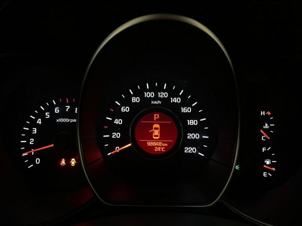 Kia Rio III Рестайлинг с пробегом 2016 года, цена 1 159 000 рублей, 98847 км, седан, Автокод Объявления