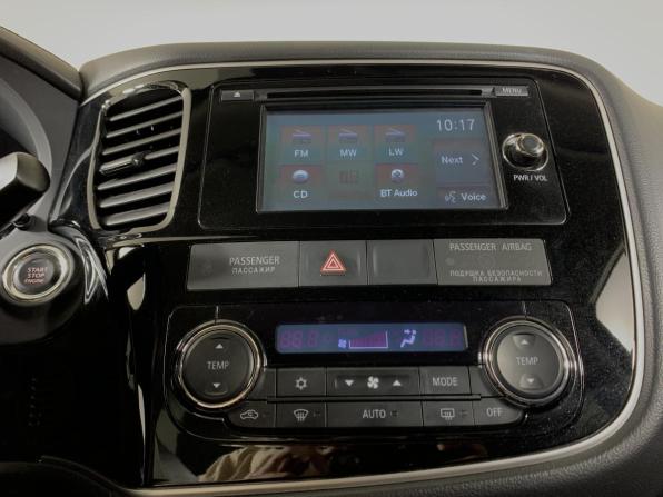 Mitsubishi Outlander III Рестайлинг 2 с пробегом 2016 года, цена 2 075 000 рублей, 84616 км, внедорожник, Автокод Объявления