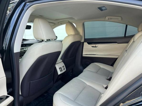 Lexus ES VI Рестайлинг с пробегом 2017 года, цена 3 325 000 рублей, 86350 км, седан, Автокод Объявления