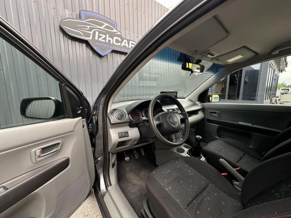 Mazda 2 I (DY) с пробегом 2003 года, цена 329 000 рублей, 268200 км, хэтчбек, Автокод Объявления