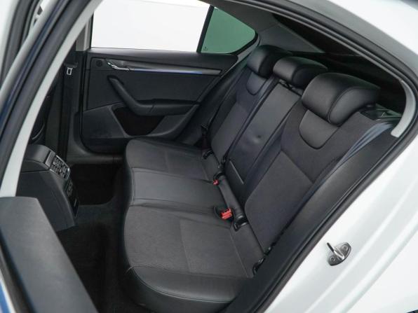 Skoda Octavia III (A7) Рестайлинг с пробегом 2019 года, цена 2 449 077 рублей, 135920 км, лифтбек, Автокод Объявления