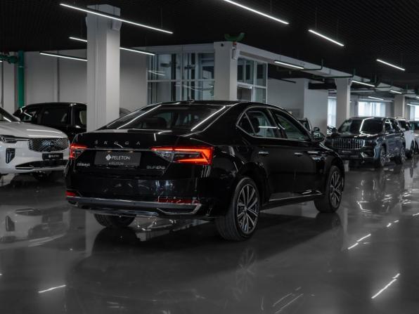 Skoda Superb III Рестайлинг с пробегом 2025 года, цена 3 450 000 рублей, 59 км, лифтбек, Автокод Объявления