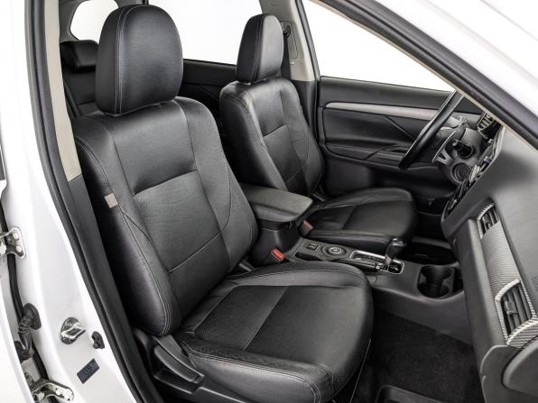 Mitsubishi Outlander III Рестайлинг с пробегом 2014 года, цена 1 710 000 рублей, 210200 км, внедорожник, Автокод Объявления