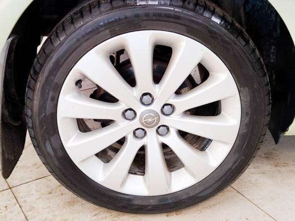 Opel Astra J с пробегом 2011 года, цена 566 400 рублей, 163235 км, хэтчбек, Автокод Объявления