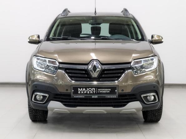 Renault Sandero II Рестайлинг с пробегом 2018 года, цена 1 150 000 рублей, 96424 км, хэтчбек, Автокод Объявления