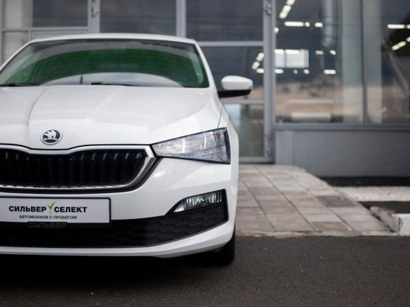 Skoda Rapid II с пробегом 2021 года, цена 1 450 000 рублей, 139707 км, лифтбек, Автокод Объявления