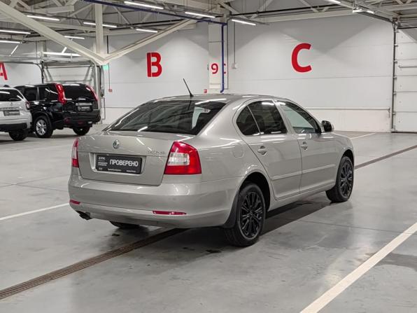 Skoda Octavia II (A5) Рестайлинг с пробегом 2011 года, цена 950 000 рублей, 161343 км, лифтбек, Автокод Объявления