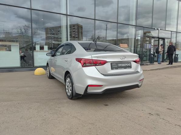 Hyundai Solaris II с пробегом 2019 года, цена 1 599 800 рублей, 39701 км, седан, Автокод Объявления