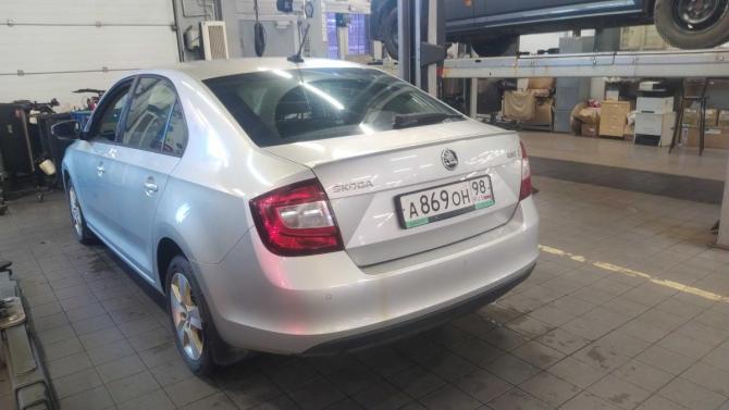 Skoda Rapid I Рестайлинг с пробегом 2017 года, цена 1 070 000 рублей, 229760 км, лифтбек, Автокод Объявления